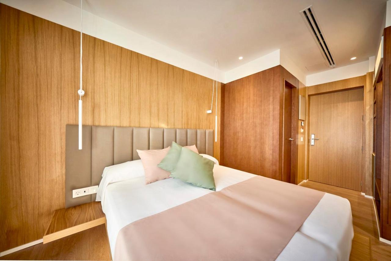Hostal Pericon Conil De La Frontera Bagian luar foto